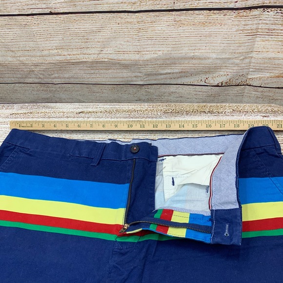 Tommy Hilfiger Men's Navy Blue Striped Chino Shorts Size 40 Casual Summer - Picture 3 of 7